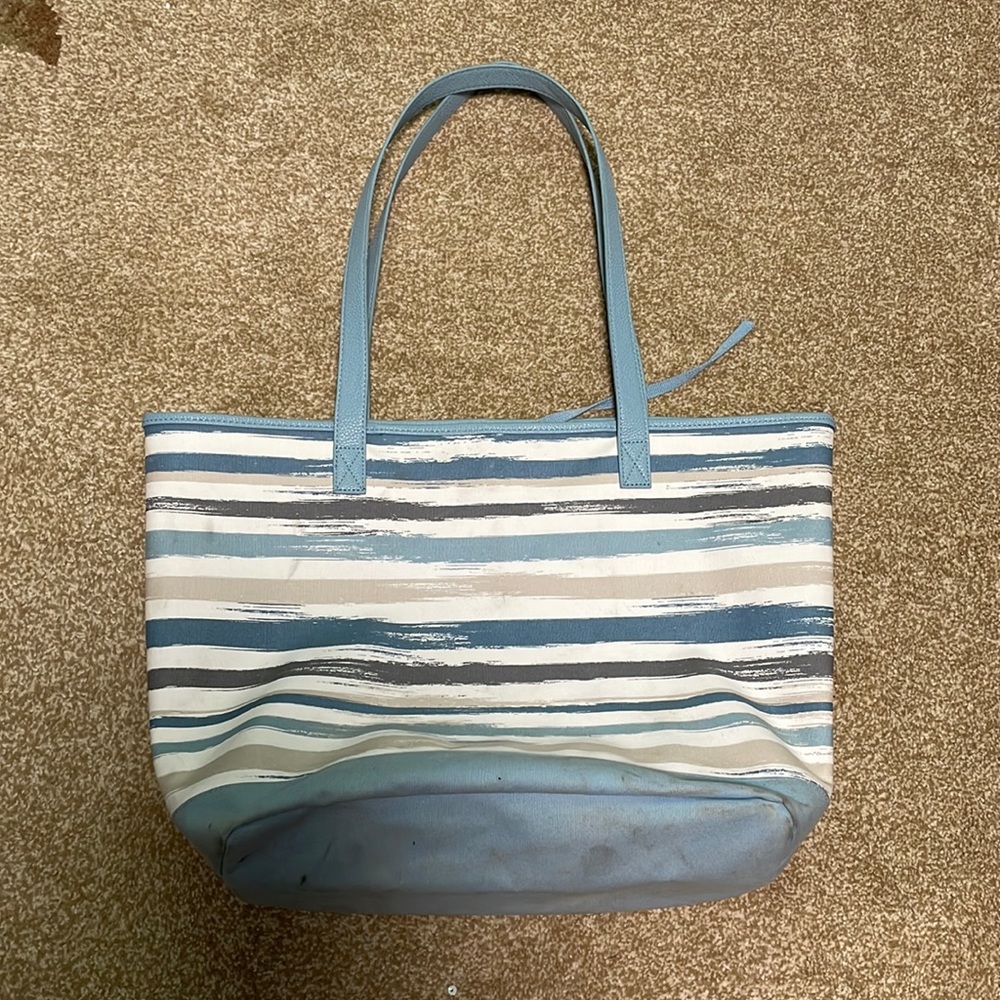 Thirty one blue stripe beach bag